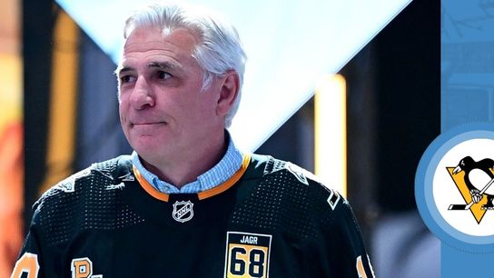 Ron Francis joins staff taken in Pittsburgh